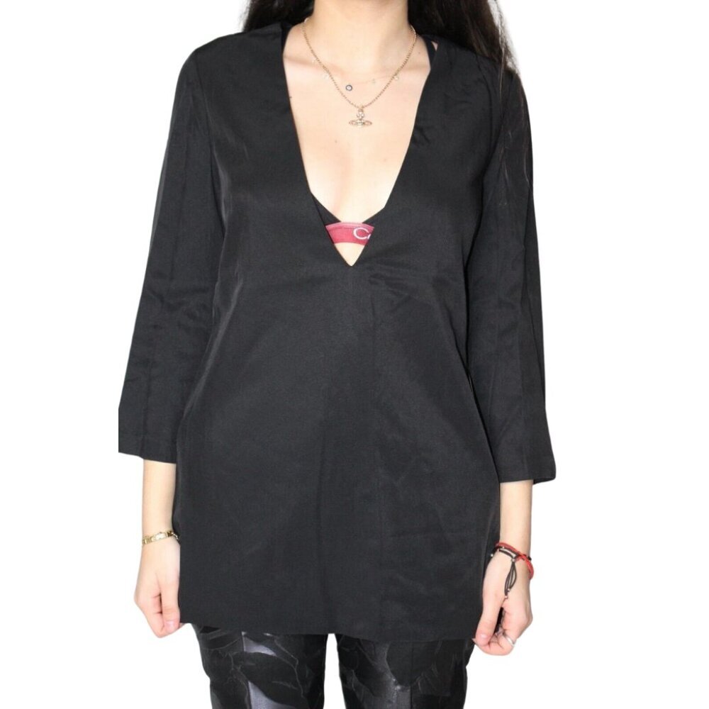SALVATORE FERRAGAMO NWOT WOMAN SIZE 40 BLACK PULLOVER BUSINESS DRESS TOP SHIRT